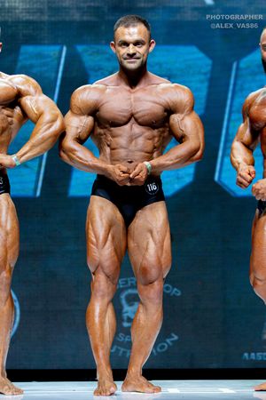 CLASSIC PHYSIQUE 178
